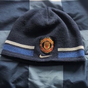 Manchester United Beanie with Blue Stripes